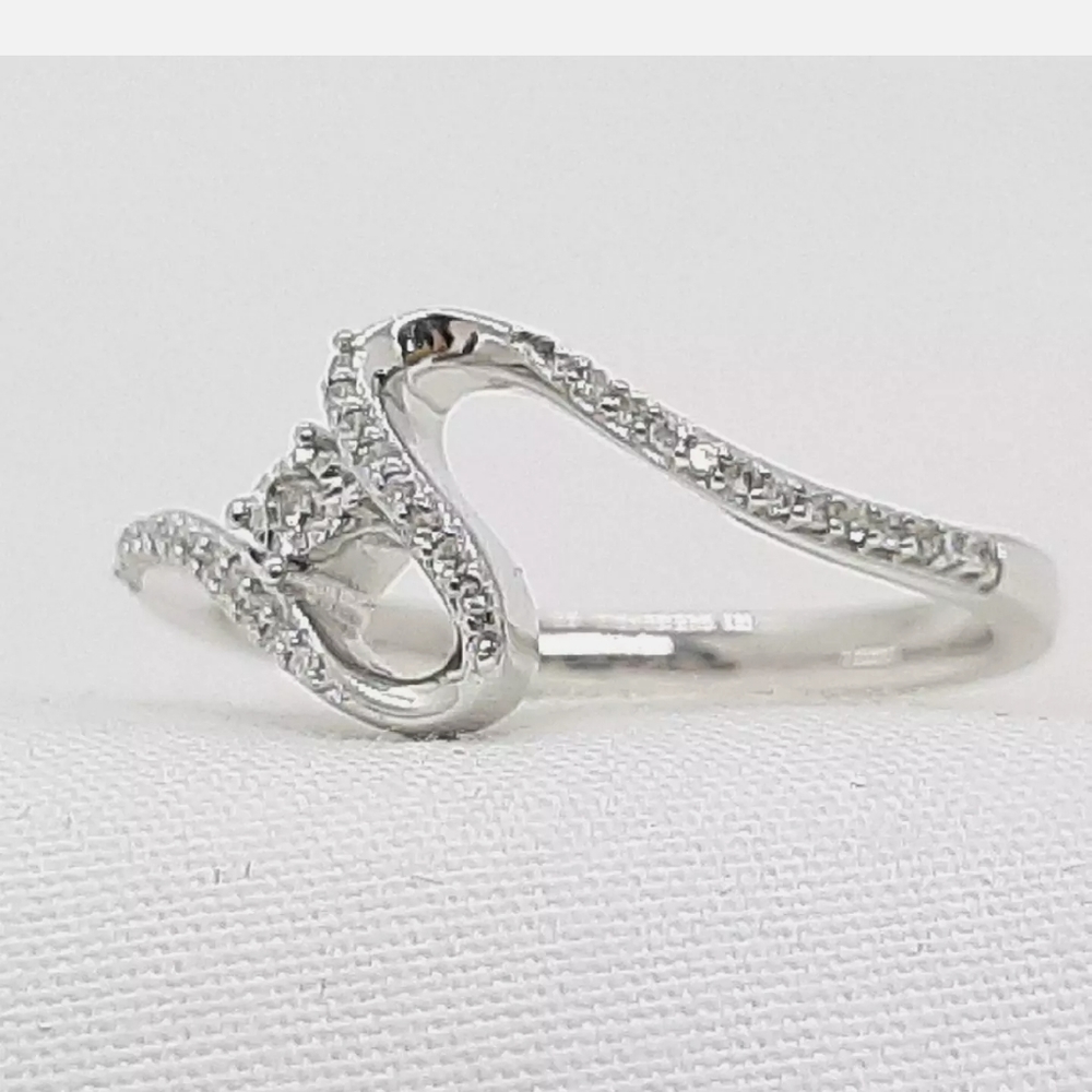 Diamond ring - Picture 4 of 4